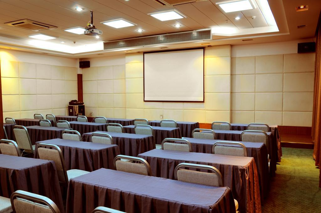 Gude Hotel - Hongdu Avenue Branch نان شانج المظهر الخارجي الصورة